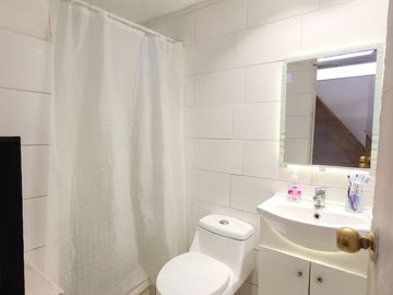 VENTA CASA CON MINIMARKET Y GRAN PLUSVALÍA EN TALAGANTE