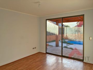OPORTUNIDAD CASA EN CONDOMINIO ACEPTAN OFERTAS