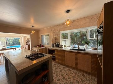 Venta casa 4/5 ambientes-Barrio Lomas de Benavidez