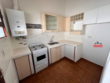 Casa en alquiler en Bajo La Viña – Esquina con excelente ubicación