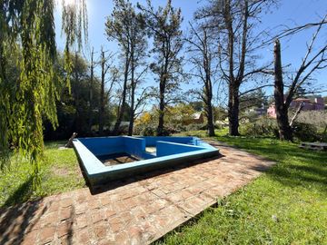 VENTA CASA QUINTA PILETA UNCAS AMPLIO LOTE TANDIL