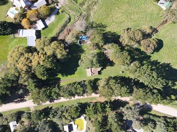 VENTA CASA QUINTA PILETA UNCAS AMPLIO LOTE TANDIL
