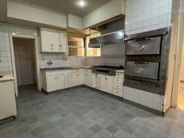 Venta de Propiedad Centrica 18 Dormitorios
