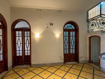 Venta de Propiedad Centrica 18 Dormitorios