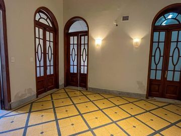 Venta de Propiedad Centrica 18 Dormitorios