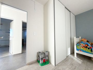 VENTA IMPORTANTE CASA ZONA LAGO DEL FUERTE TANDIL