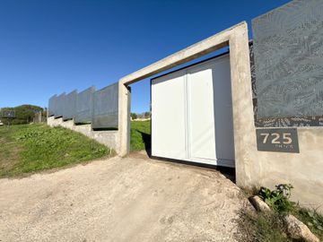 VENTA IMPORTANTE CASA ZONA LAGO DEL FUERTE TANDIL