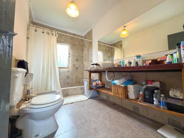 VENTA/PERMUTA CHALET CON DEPENDENCIA ZONA CERRITO