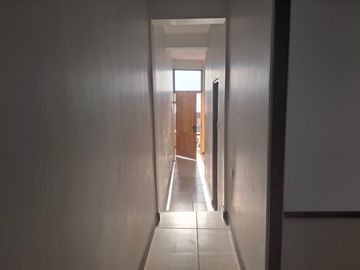 ENTRE SERRANO Y RIQUELME