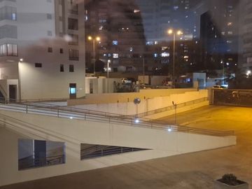 ENTRE AVENIDA EJERCITO Y AVENIDA ANGAMOS