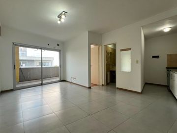 Departamento en alquiler en Bernal Oeste