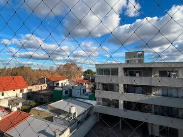 Departamento en alquiler en Bernal Oeste
