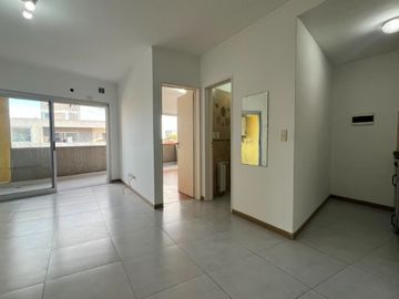 Departamento en alquiler en Bernal Oeste