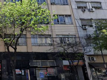Cochera en Venta en el barrio de Constitución