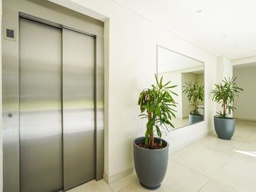 VENTA DEPARTAMENTO 2 AMBIENTES - CANNING CENTER