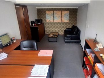 VENTA OFICINA 3 ambientes San NICOLÁS baño propio