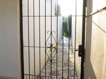 VENTA CASA LOTE PROPIO EN LOMA HERMOSA