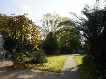 VENTA CASA LOTE PROPIO EN LOMA HERMOSA