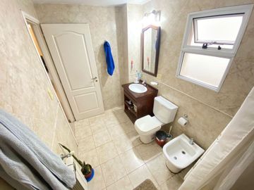 VENTA DEPARTAMENTO 3 AMBIENTES C/COCHERA Y BAULERA