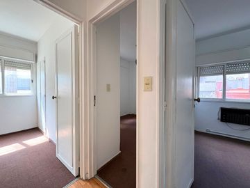 Depto 4 ambientes en venta - Caseros - Balcón