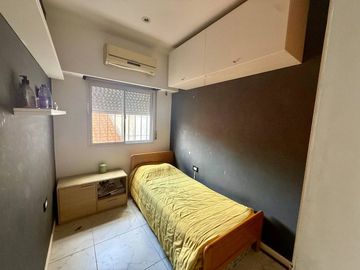VENTA CASA 4 AMBIENTES C/COCHERA EN LLAVALLOL