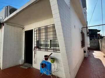 PH 3 AMBIENTES EN VENTA LLAVALLOL APTO CREDITO