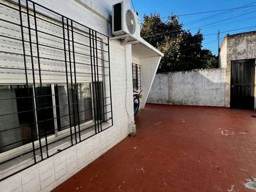 PH 3 AMBIENTES EN VENTA LLAVALLOL APTO CREDITO