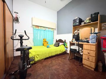 VENTA CASA MULTIFAMILIAR 5 AMBIENTES I. CASANOVA