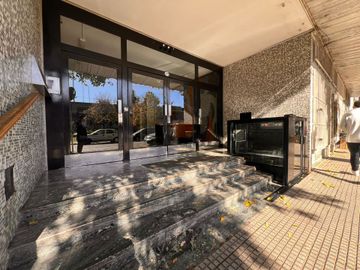 Venta Departamento  San Cristobal 3 Ambientes
