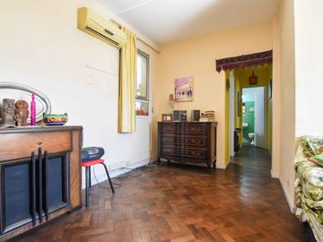 Venta Departamento  San Cristobal 3 Ambientes