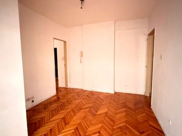 2 AMB VENTA Alto Palermo Apt Prof con PATIO Amplio