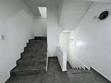 ALQUILER EDIFICIO COMERCIAL COCHERAS MERLO