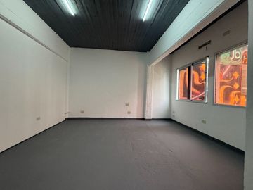 ALQUILER EDIFICIO COMERCIAL COCHERAS MERLO