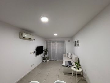 ALQUILER DEPARTAMENTO 2 AMB CON BALCON Y COCHERA