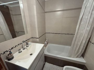 ALQUILER DEPARTAMENTO 2 AMB CON BALCON Y COCHERA