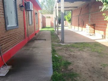 VENTA CASA MULTIFAMILIAR PERMUTA FATIMA PILAR