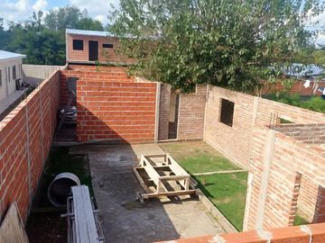 VENTA CASA MULTIFAMILIAR PERMUTA FATIMA PILAR