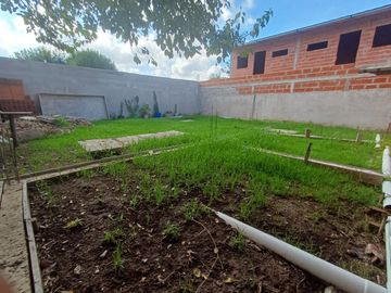 VENTA CASA MULTIFAMILIAR PERMUTA FATIMA PILAR