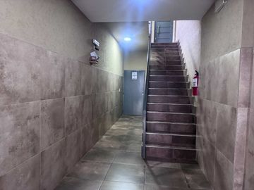 VENTA DPTO. 2 AMB SAN JUSTO BALCON COCHERA AP CRED