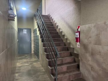 VENTA DPTO. 2 AMB SAN JUSTO BALCON COCHERA AP CRED