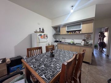VENTA DPTO. 2 AMB SAN JUSTO BALCON COCHERA AP CRED