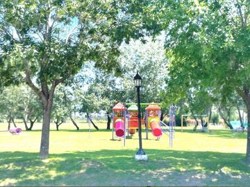 VENTA LOTE 700M2 CENTRAL COUNTRY CARDALES VILLAGE