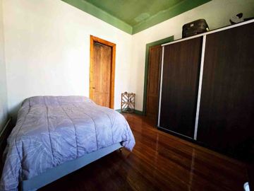 VENTA CASA 4 AMBIENTES TERRAZA PROPIA FLORES