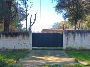 Venta de terreno en  Garín