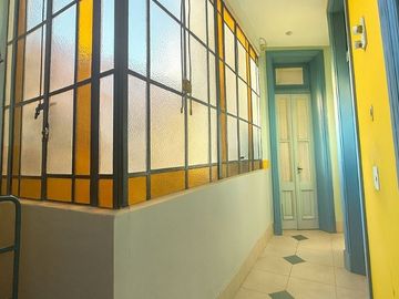 VENTA PISO 10 AMB. BALVANERA. APTO HOSTEL