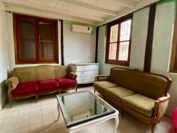 VENTA DE ENORME PROPIEDAD TIPO CABAÑA EN LAFERRERE
