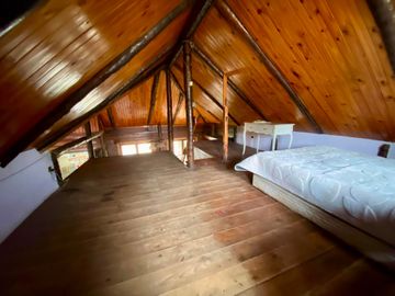 VENTA DE ENORME PROPIEDAD TIPO CABAÑA EN LAFERRERE