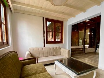 VENTA DE ENORME PROPIEDAD TIPO CABAÑA EN LAFERRERE