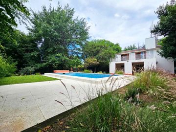 Venta casa Lopez Camelo- Pacheco- TIGRE-Permuta