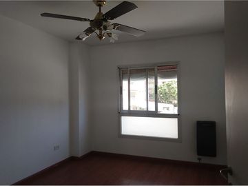 Alquila depto 3 ambientes balcón Villa del Parque